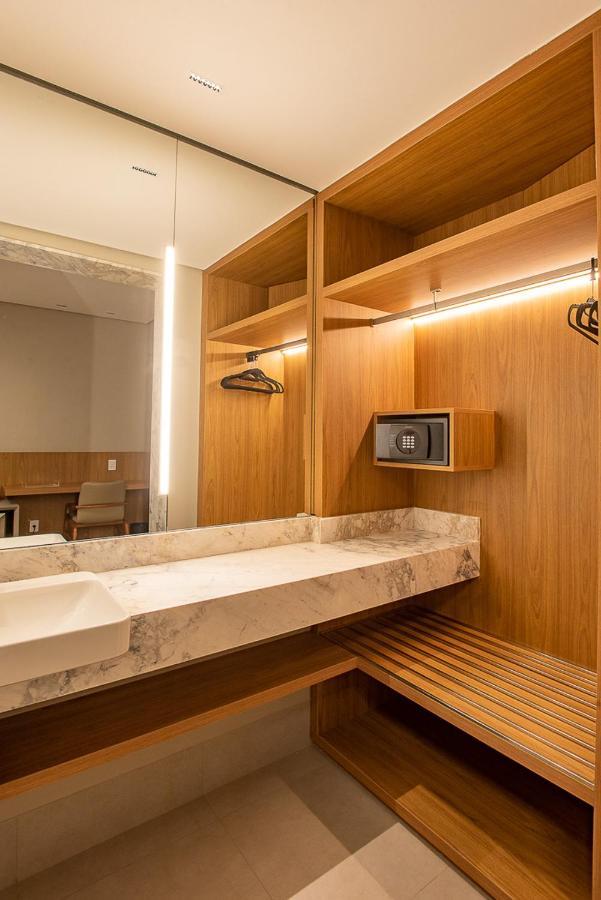 Amazon Aeroporto 4*